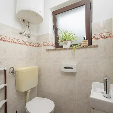 Holiday Apartment Ariella Krizanici Extérieur photo