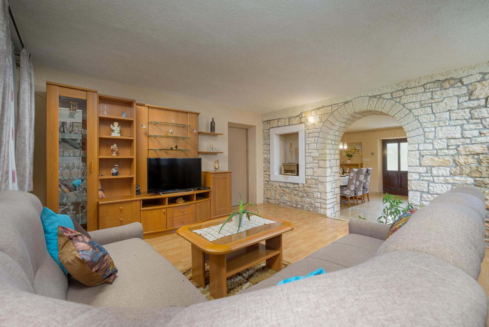 Ariella Appartement *